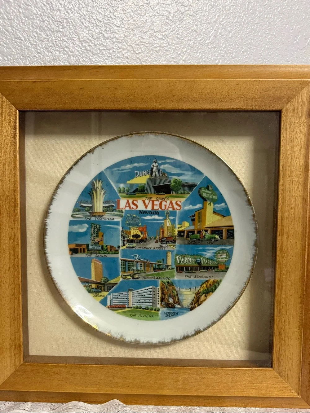 Vintage collectors, edition Framed Las Vegas Souvenir Plate Wall Decor - Blue